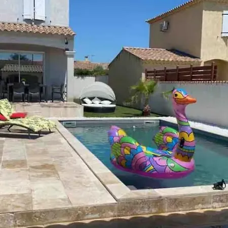 Maison Avec Piscine Et Jacuzzi Chauffee * Jonquieres-et-Saint-Vincent