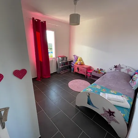 Maison Avec Piscine Et Jacuzzi Chauffee Villa *